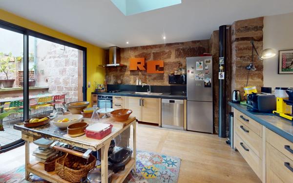 Maison à vendre    7 pièces •  Marcillac-Vallon