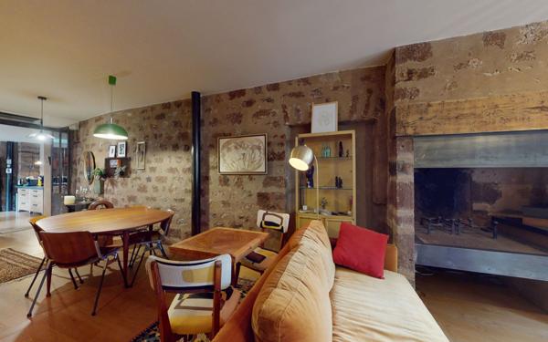 Maison à vendre    7 pièces •  Marcillac-Vallon