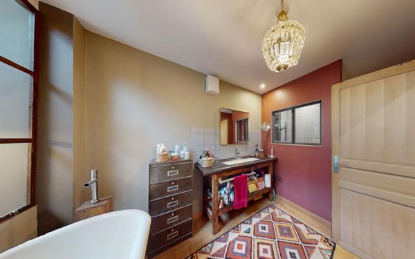 Maison à vendre    7 pièces •  Marcillac-Vallon