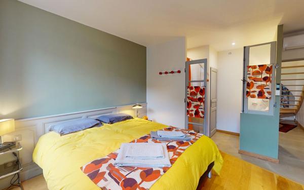 Maison à vendre    7 pièces •  Marcillac-Vallon