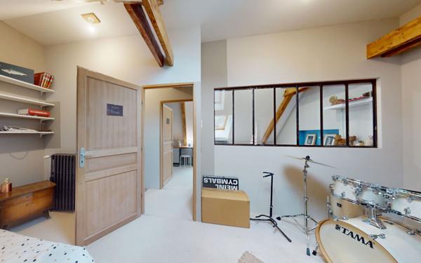 Maison à vendre    7 pièces •  Marcillac-Vallon