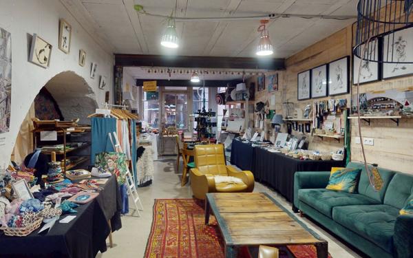 Maison à vendre    7 pièces •  Marcillac-Vallon