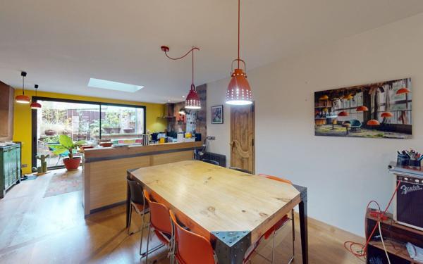 Maison à vendre    7 pièces •  Marcillac-Vallon