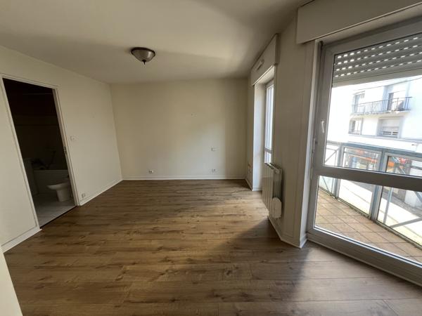 Vente appartement T3 – Vannes centre-ville – Balcon exposé Sud, ascenseur, box