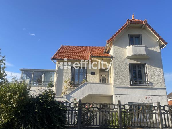 Maison 8 pièces - 198 m²