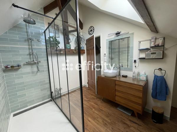 Maison 8 pièces - 198 m²