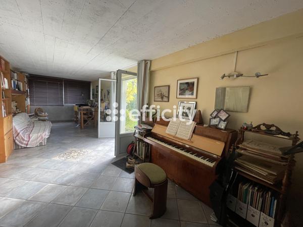 Maison 8 pièces - 198 m²