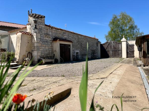 Maison Propriété 10 pièces-Véranda à 500m de Fontenay le Comte