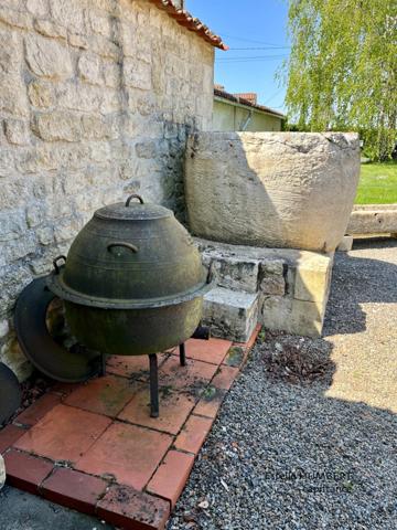Maison Propriété 10 pièces-Véranda à 500m de Fontenay le Comte