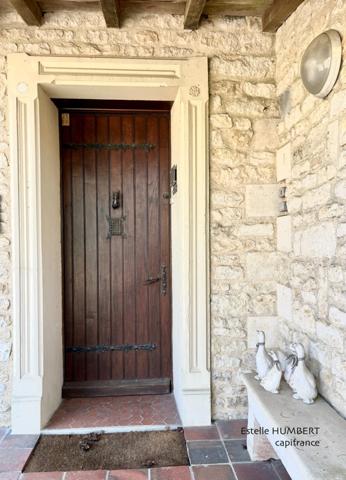 Maison Propriété 10 pièces-Véranda à 500m de Fontenay le Comte