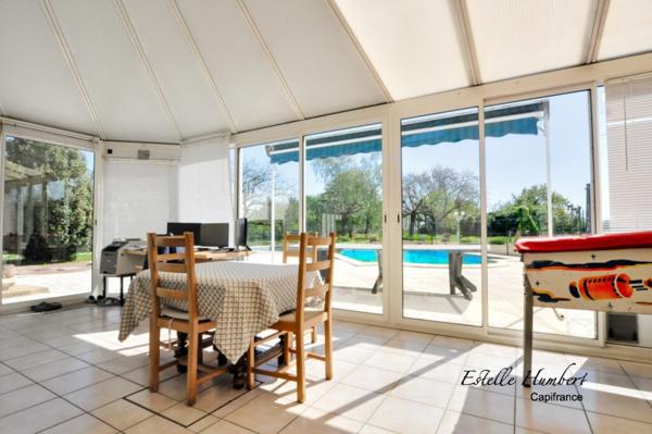 Maison Propriété 10 pièces-Véranda à 500m de Fontenay le Comte