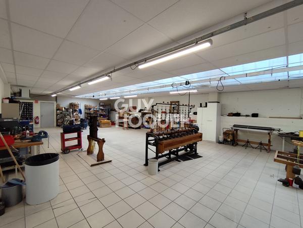 Entrepôt / local industriel Panissieres 1569 m2