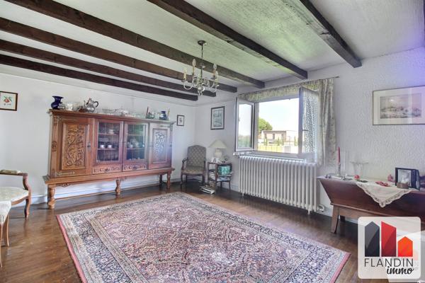 Maison de village avec dépendances – Terrain 850 m² – Fort potentiel – Vernaison limite Charly