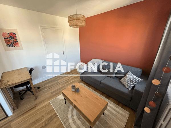 Location Studio meublé 24.56 m² - 2 RUE JULES VERNE Tours 37000