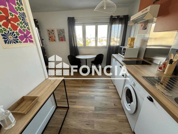 Location Studio meublé 24.56 m² - 2 RUE JULES VERNE Tours 37000