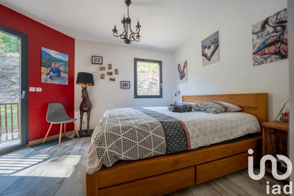 Maison à vendre 4 pièces 132 m² Jaujac