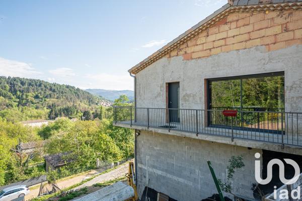 Maison à vendre 4 pièces 132 m² Jaujac