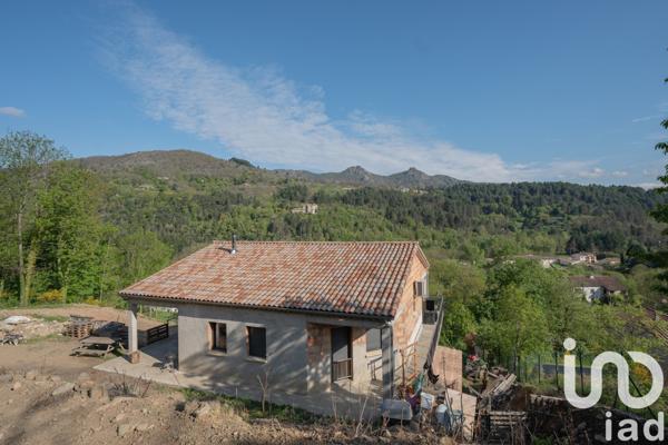 Maison à vendre 4 pièces 132 m² Jaujac