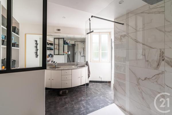 Maison à vendre  10 pièces - 245 m2 LAVAL - 53