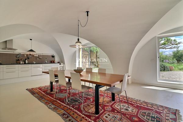A vendre - Mas ancien rénové - La Tour d'Aigues - Sud Luberon