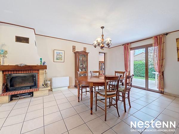 Castanet-Tolosan - Rue Georges Brassens - Maison 4 pièces 103 m² avec jardin et garage, proche écoles et transports