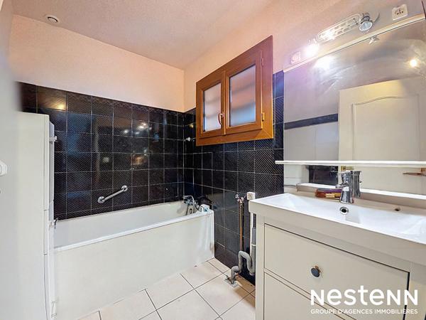 Castanet-Tolosan - Rue Georges Brassens - Maison 4 pièces 103 m² avec jardin et garage, proche écoles et transports