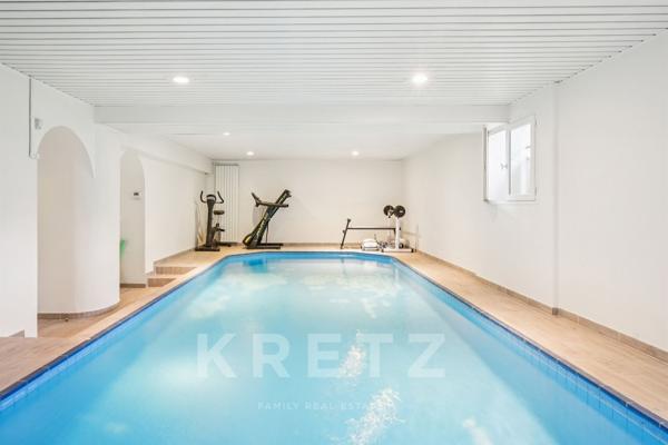 A vendre - Le Vésinet - Demeure 469,83 m² et maison de gardien 66,27 m² sur parc privé de 2 800 m²