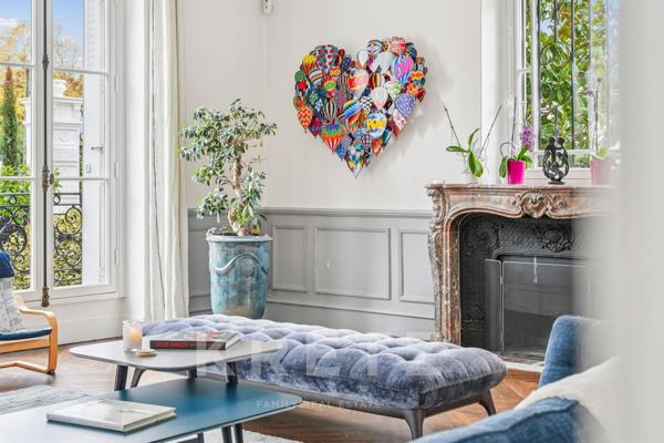 A vendre - Le Vésinet - Demeure 469,83 m² et maison de gardien 66,27 m² sur parc privé de 2 800 m²