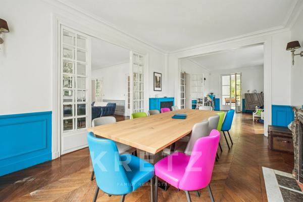 A vendre - Le Vésinet - Demeure 469,83 m² et maison de gardien 66,27 m² sur parc privé de 2 800 m²