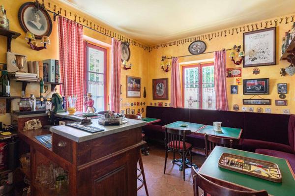 Saint prix - Propriété d'exception - Ancienne demeure d'artiste peintre