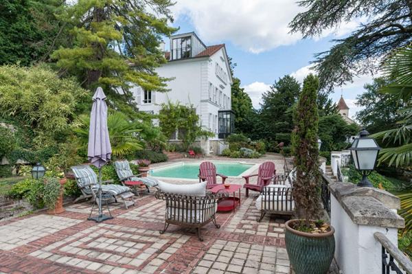 Saint prix - Propriété d'exception - Ancienne demeure d'artiste peintre