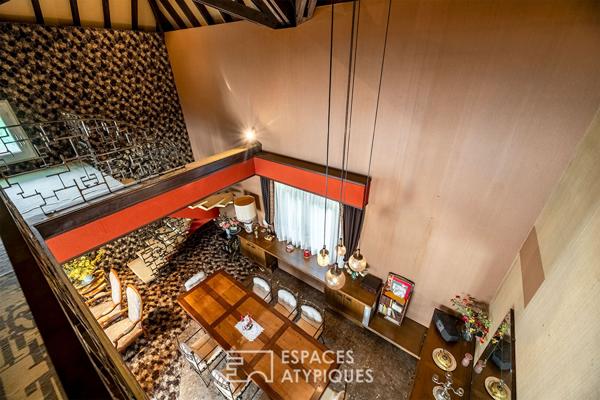 Maison d’architecte des Seventies à deux pas des commodités