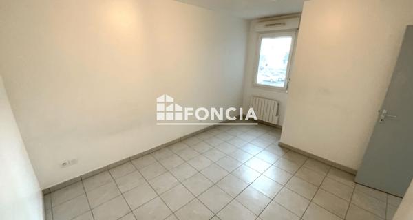 Location Appartement 2 pièces 42.2 m² - Décines-charpieu 69150