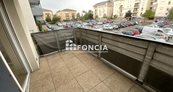 Location Appartement 2 pièces 42.2 m² - Décines-charpieu 69150