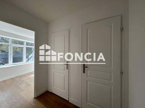 Location Appartement 3 pièces 58.39 m² - 19 QUAI HENRI ROUSSEL Charleville Mezieres 08000