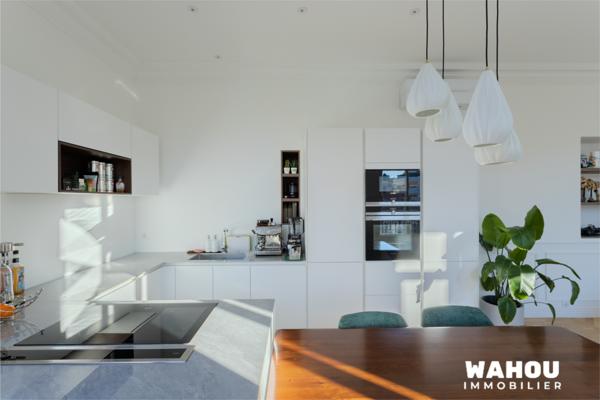 Cannes (06400) Élégant grand T4 avec garages au cœur de Cannes