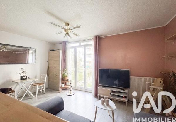 Location studio 29 m² Limeil-Brévannes