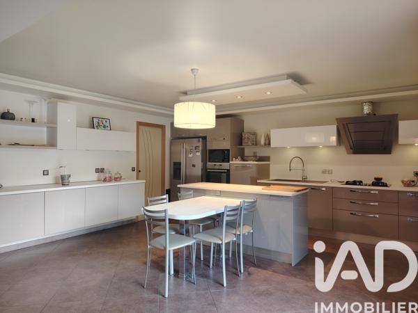 Maison à vendre 5 pièces 144,6 m² La Biolle