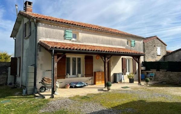Vente Maison Villefagnan   