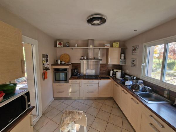 Maison de 130 M2 environ sur une parcelle de 1921 M2