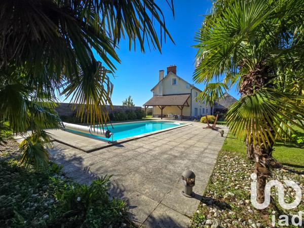 Maison à vendre 8 pièces 238 m² Saint-Pierre-du-Perray