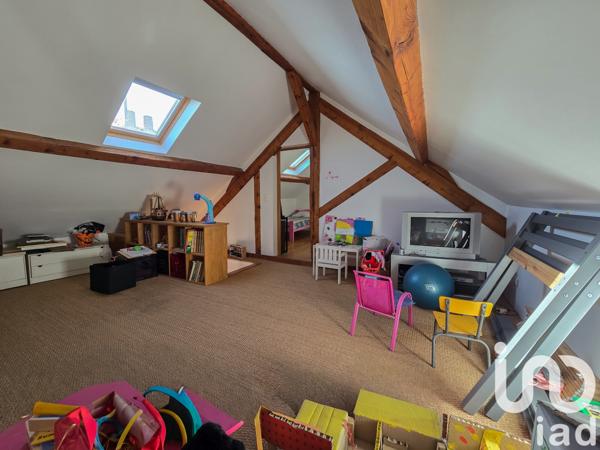 Maison à vendre 8 pièces 238 m² Saint-Pierre-du-Perray