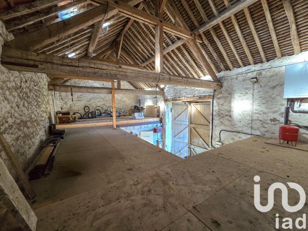 Maison à vendre 8 pièces 238 m² Saint-Pierre-du-Perray