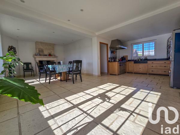 Maison à vendre 8 pièces 238 m² Saint-Pierre-du-Perray