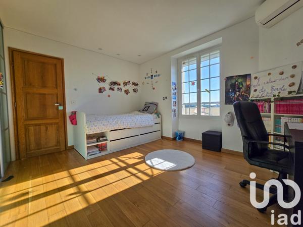 Maison à vendre 8 pièces 238 m² Saint-Pierre-du-Perray