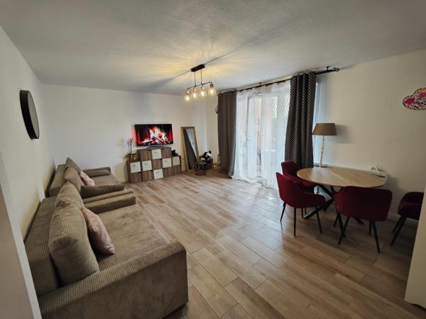 Appartement T3 Résidence sécurisée avec piscine