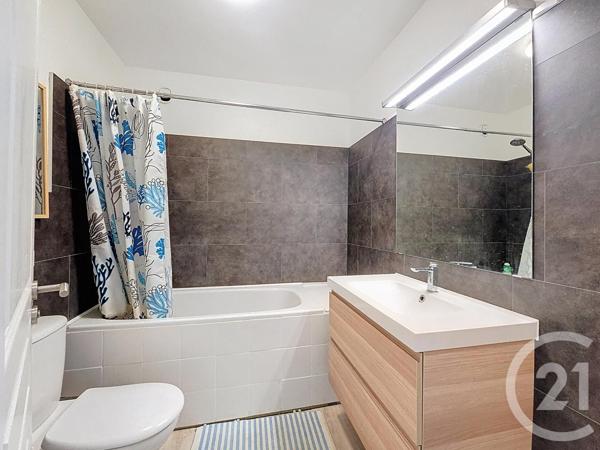 Appartement T6 à vendre  6 pièces - 119,56 m2 MARSEILLE - 13009