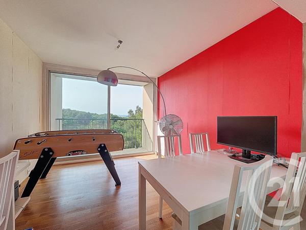 Appartement T6 à vendre  6 pièces - 119,56 m2 MARSEILLE - 13009
