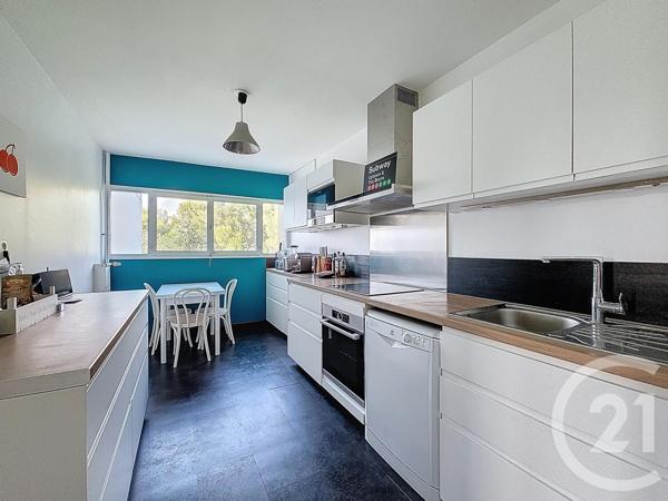 Appartement T6 à vendre  6 pièces - 119,56 m2 MARSEILLE - 13009