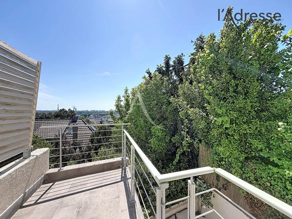 Charmante maison de 45m² terrasse et vue imprenable sur la Tour Eiffel